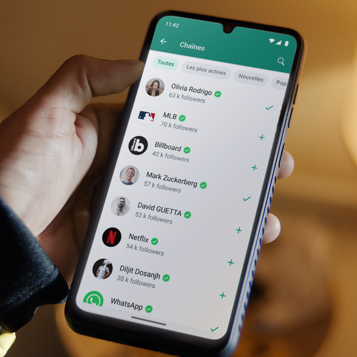Communication WhatsApp kinésithérapeute suivi à distance questions réponses personnalisées